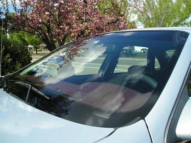 Laminated Automobile  Glass (4)(001)